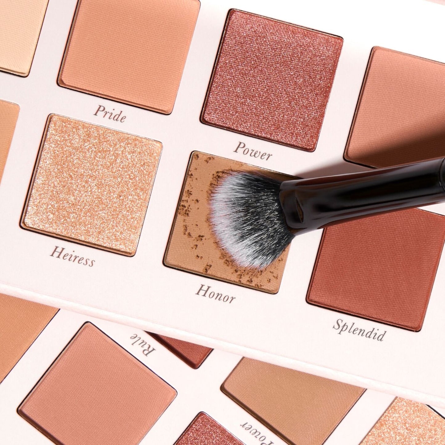 Seasonless Staples Reigning Rose 14 Multi-Finish Eyeshadows